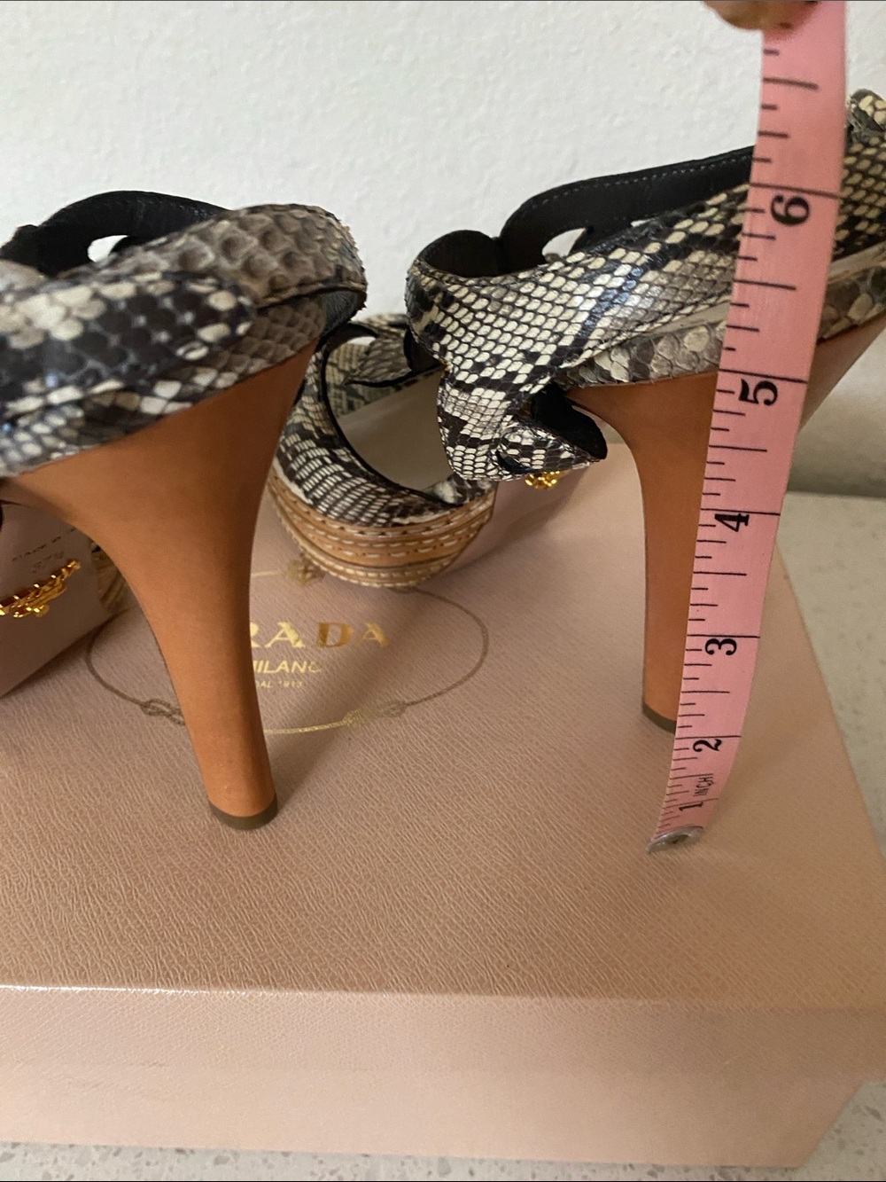 Prada Black and Cream Snakeskin-Effect Platform Heels - Picture 14 of 16